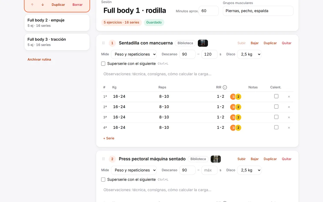 Editor de rutinas del entrenador con una semana creada desde una plantilla